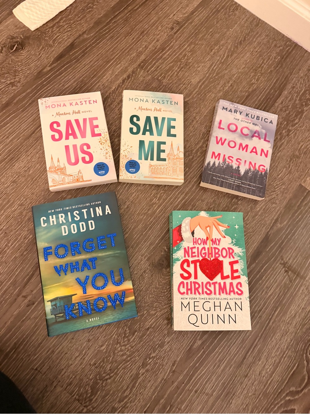 Book bundle - 5 piece - Picture 2 of 7